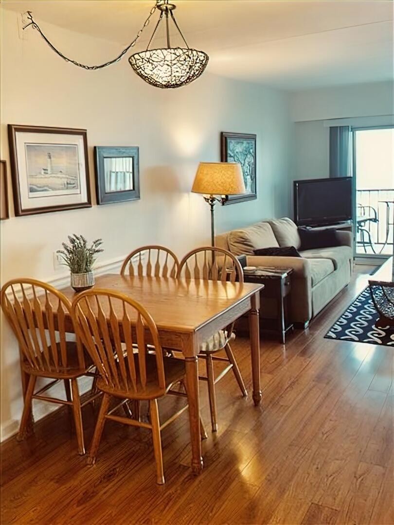 Rehoboth Beach Vacation Rentals-Star of the Sea 103-image-1