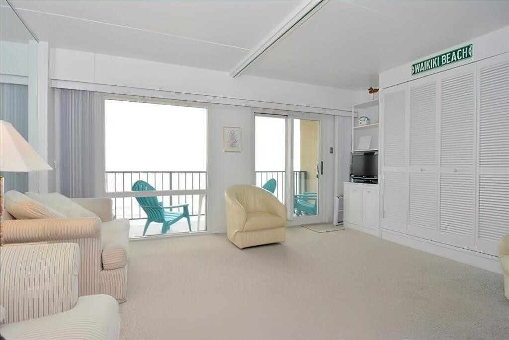 Rehoboth Beach Vacation Rentals-Star of the Sea 808-image-1