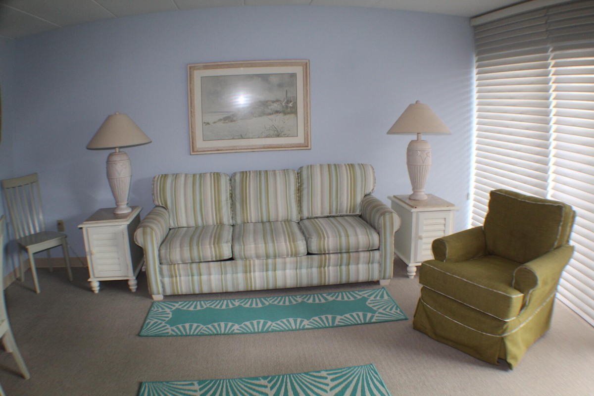 Rehoboth Beach Vacation Rentals-Patrician Towers 106-image-1